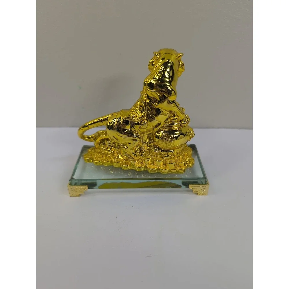 Feng Shui‎ Gold tiger on Glass base statue home decor